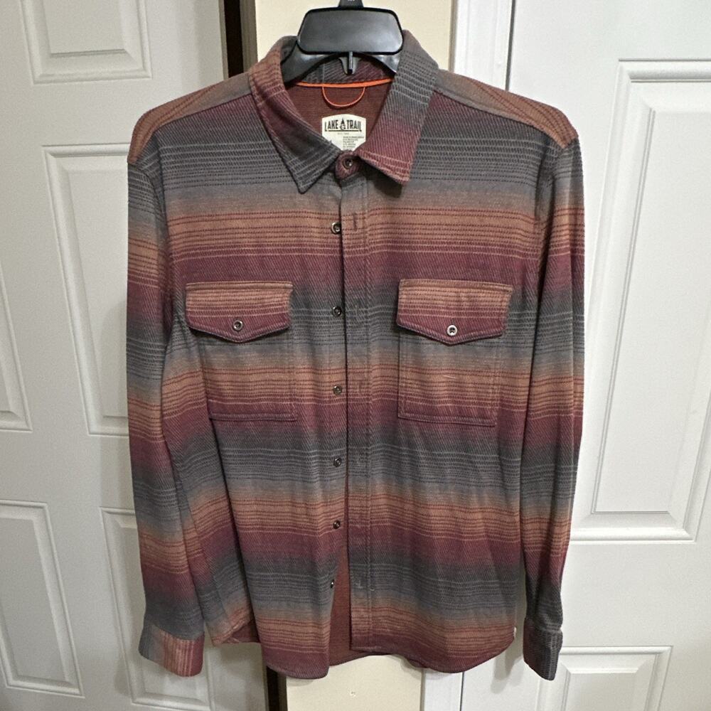 Lake & Trail Men's L Gray/Red Striped Flannel Button-Up Shirt Pockets